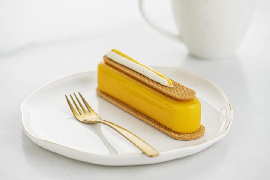 N°38 CHIC ÉCLAIR cheesecake mango